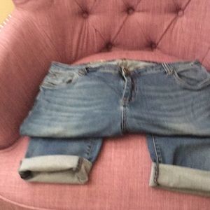 Kut from the Kloth Catherine Boyfriend Jean